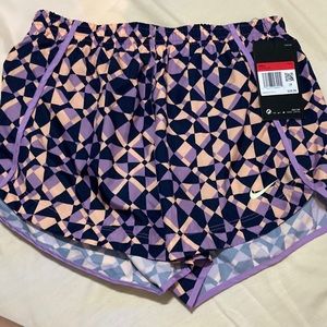 Nike Girls Shorts (Activewear)